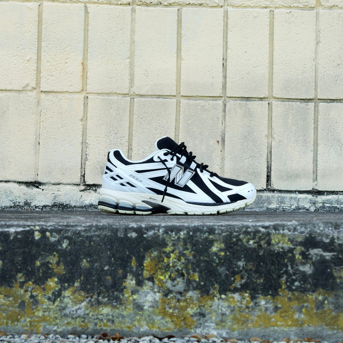Mens New Balance 1906RCI (White/Black)