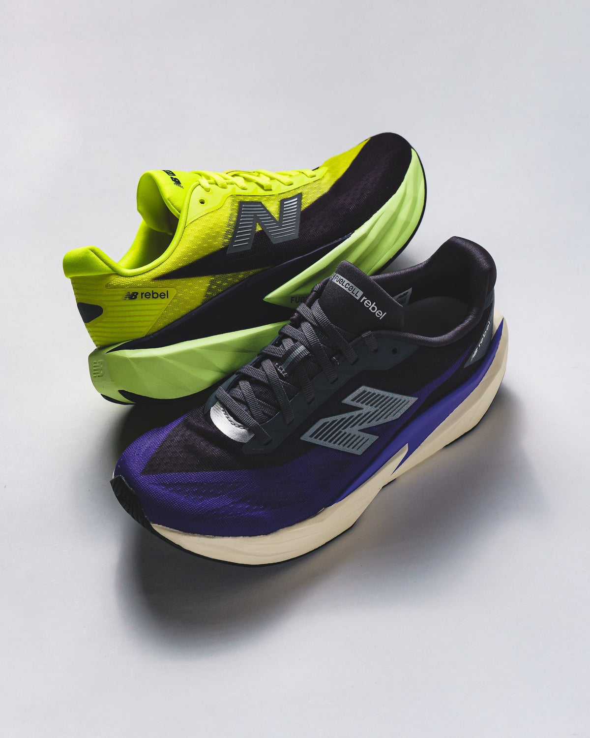 New Balance Men FuelCell Rebel v5 Alkaline Green MFCX4TR