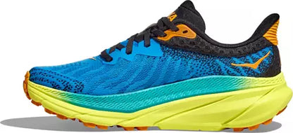 Hoka Challenger 7 (women).