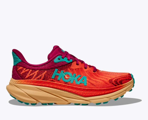 Hoka Challenger 7 (women).