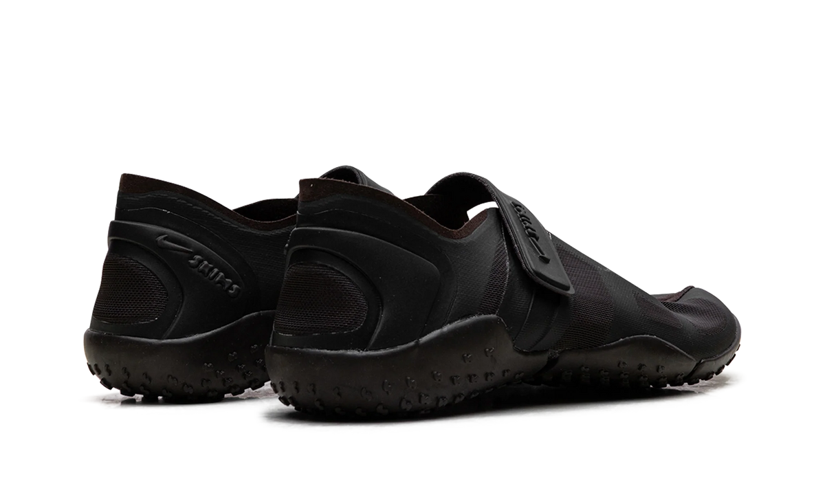 Air Rift Mesh WMNS "SKIMS - Velvet Brown" IO7694 200