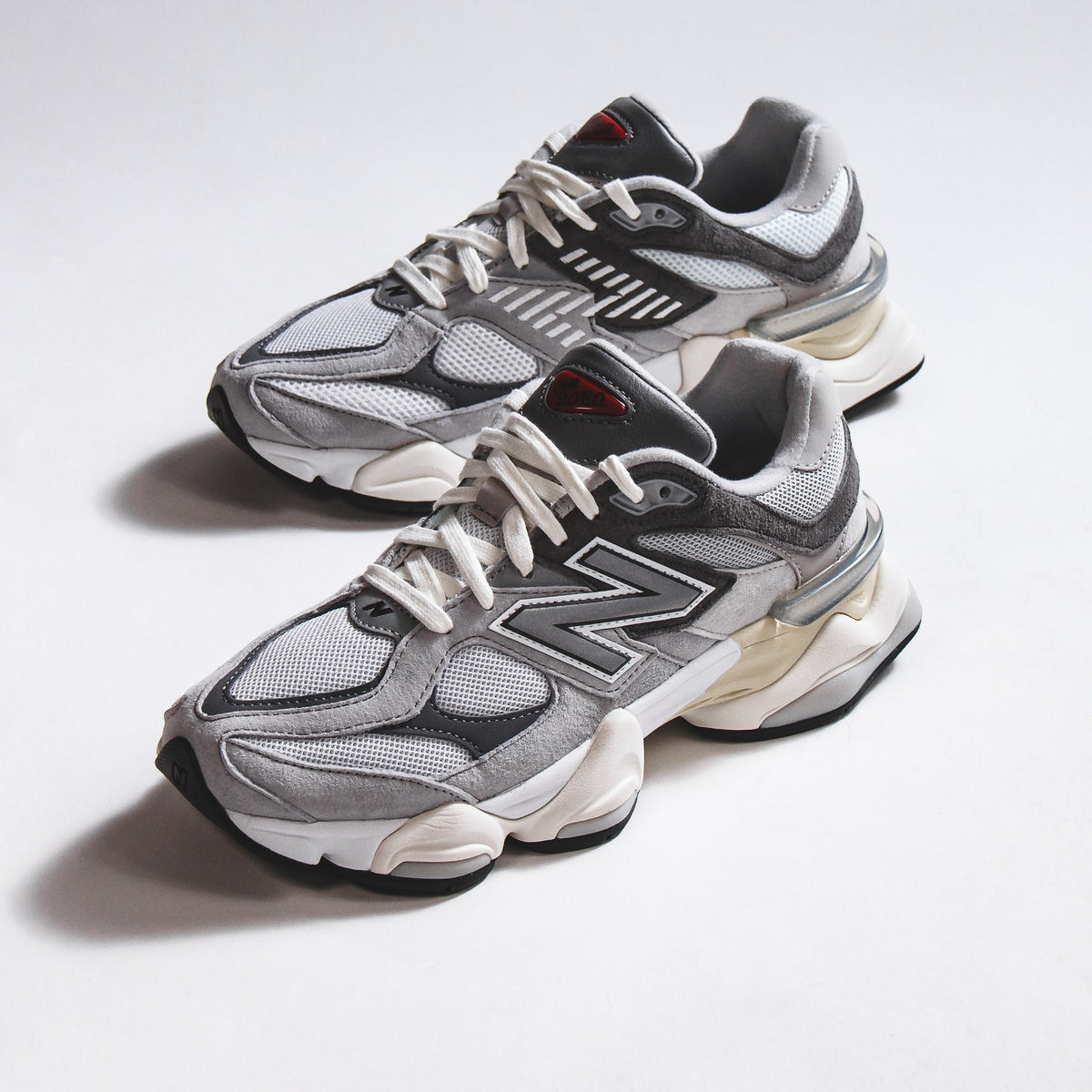 New Balance Men 9060 Rain Cloud Core U9060GRY