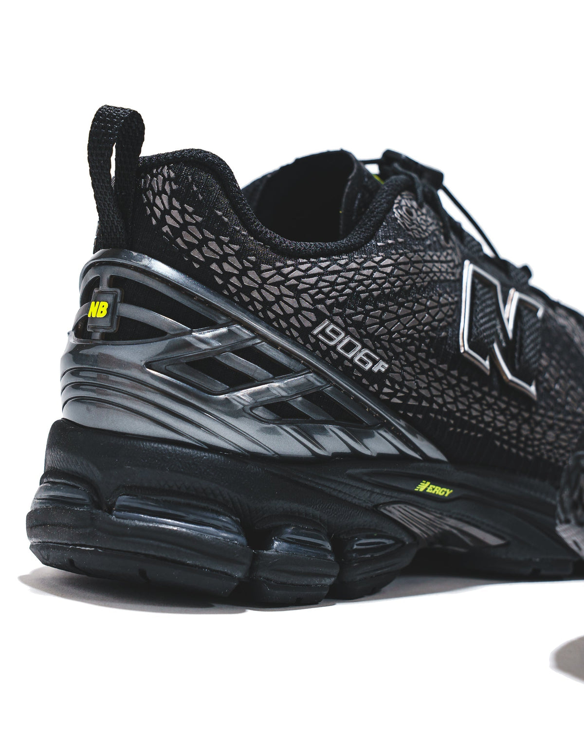 New Balance Unisex U1906F Black Alkaline Green U19068PN