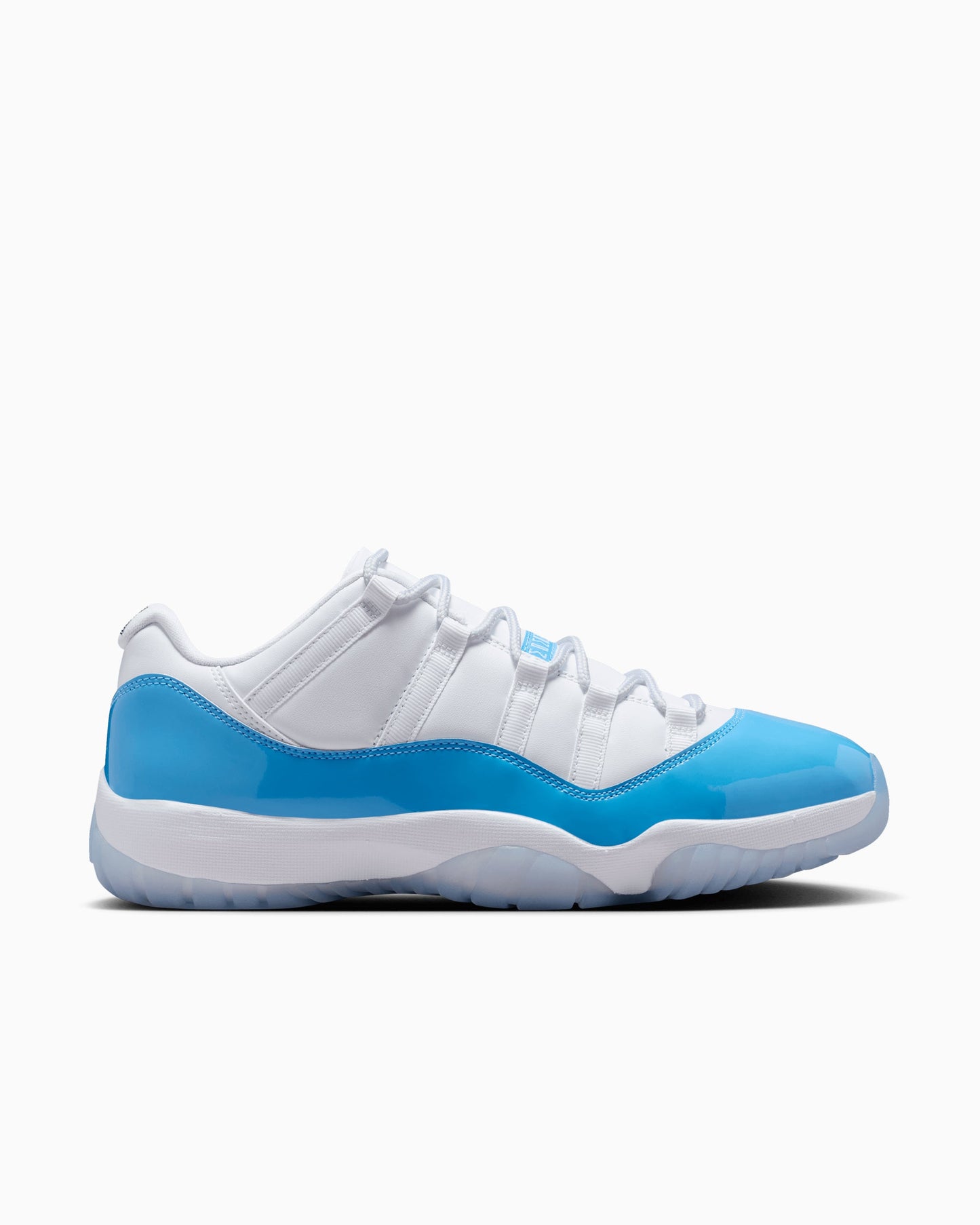 Air Jordan 11 Low Retro Low "University Blue"