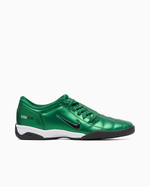 Nike Women's Total 90